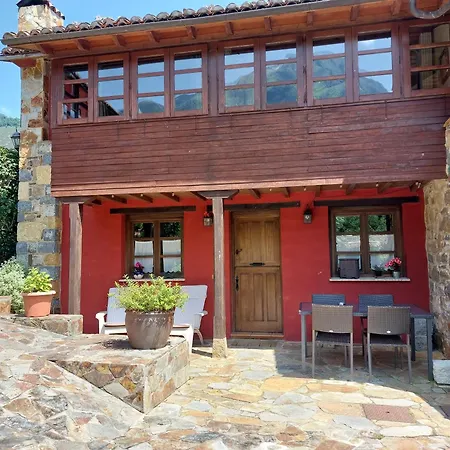 Casas Rurales Valle De Bueida, Jacuzzi Solo En Las Casas El El Palacio Y Viscarcel Bárzana Exterior photo