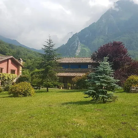 Casas Rurales Valle De Bueida, Jacuzzi Solo En Las Casas El El Palacio Y Viscarcel Bárzana Exterior photo
