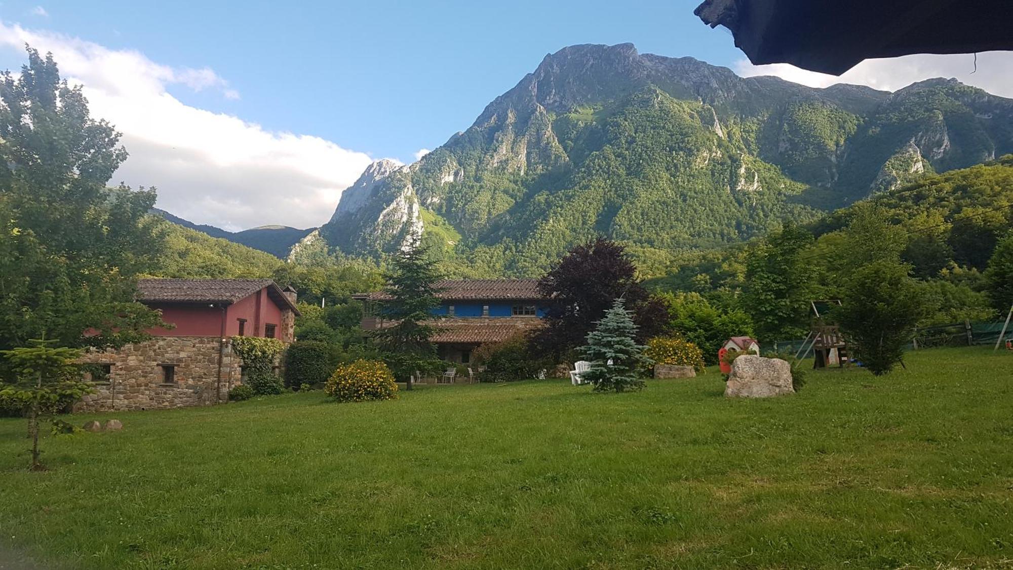 Valle De Bueida, Jacuzzi Solo En Casas El El Palacio Y Viscarcel * Barzana