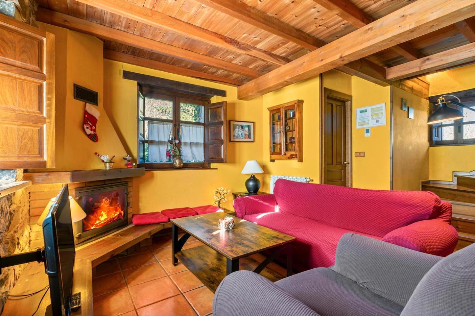 Country house Valle De Bueida, Jacuzzi Solo En Casas El El Palacio Y Viscarcel *