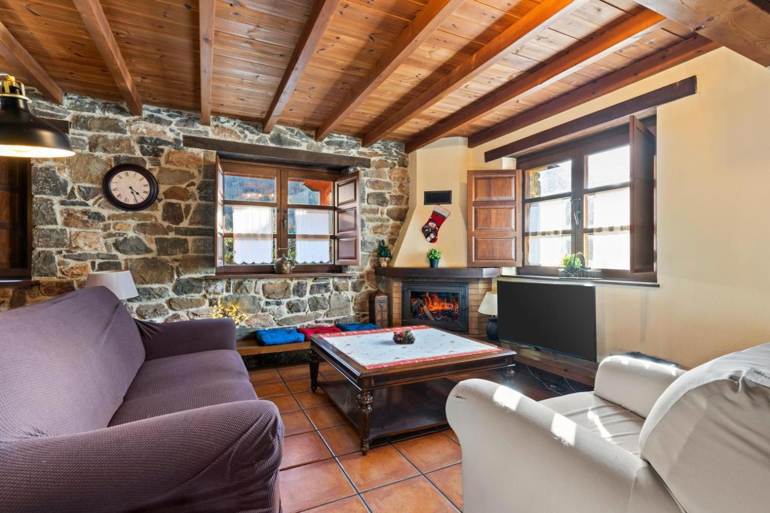 Valle De Bueida, Jacuzzi Solo En Casas El El Palacio Y Viscarcel Country house *